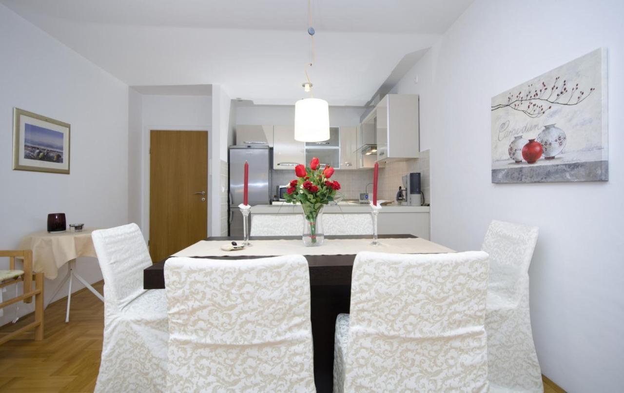 Apartment Zovko Makarska Exterior photo